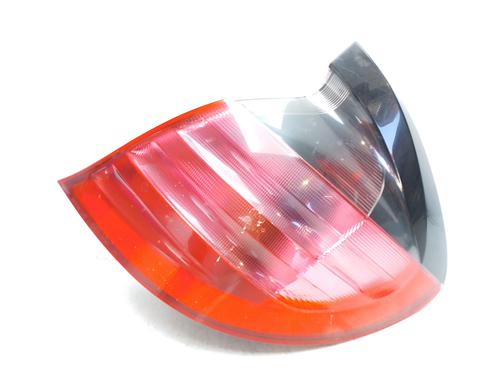 Used Right taillight MERCEDES-BENZ C-CLASS Coupe (CL203) [2001-2011]  18260943