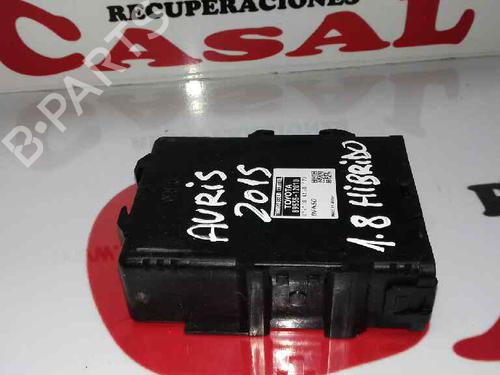 Used Gearbox control unit TOYOTA AURIS (_E18_) 1.8 Hybrid (ZWE186_, ZWE186R) (136 hp) 9250651