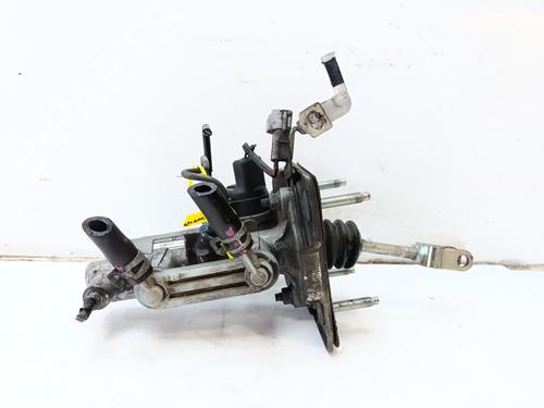 Maître-cylindre LEXUS RX (_L1_) 450h AWD (GYL15, GYL15_, GYL15R) (299 hp) 33011204