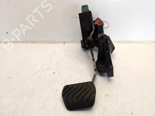 Used Break pedal Break pedal RENAULT CAPTUR I (J5_, H5_) 0.9 TCe 90 (90 hp) 33557365 33557365
