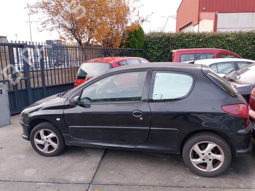 Left headlight PEUGEOT 206 Hatchback (2A/C) 1.6 16V | BP31292873C28 