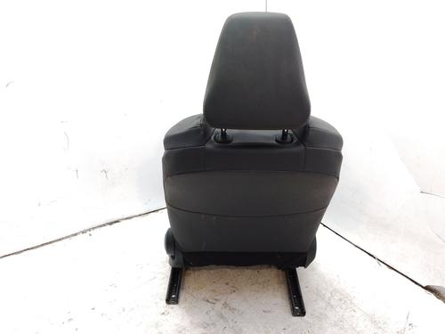 Left front seat TOYOTA YARIS (_P13_) | BP31191472C15
