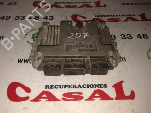 Used Engine control unit (ECU) Engine control unit (ECU) 7963545 7963545