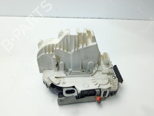 Front left lock CHRYSLER GRAND VOYAGER V (RT) [2007-2024]null 4589693AD | P04589693AD