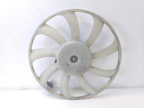 Used Radiator fan Radiator fan 20709783 20709783