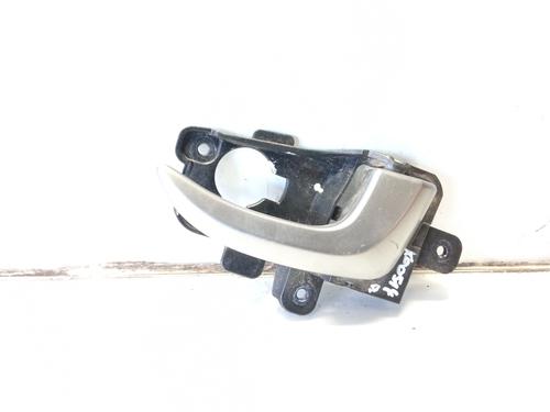 Used Front right interior door handle Front right interior door handle 10174138 10174138