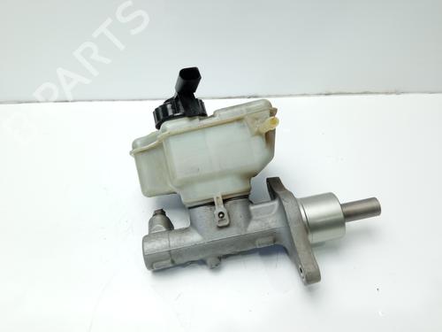 Used Brake master cylinder Brake master cylinder 12456174 12456174