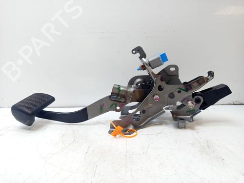 bremsepedal bremsepedal TOYOTA YARIS CROSS (MXP_) 1.5 Hybrid (MXPJ10) (116 hp) 33557351 33557351