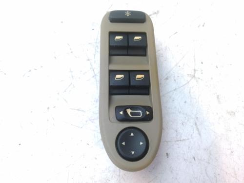 Used Left front window switch CITROËN C5 I (DC_) 2.0 16V (DCRFNC, DCRFNF) (136 hp) 31158116