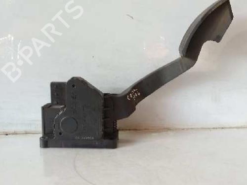 Used Pedal Pedal 9817151 9817151