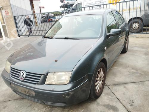 VW BORA Variant (1J6) 4530157