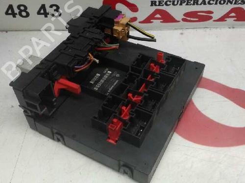 Used Fuse box Fuse box 7951075 7951075