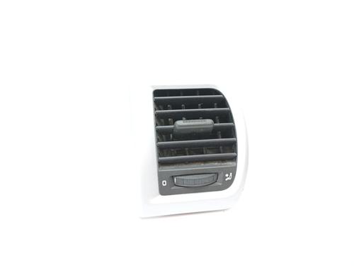 Used Air vent Air vent 15581468 15581468