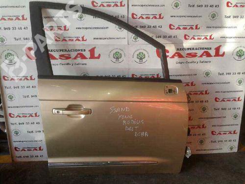 Used Right front door SSANGYONG RODIUS I [2005-2025]  7952041