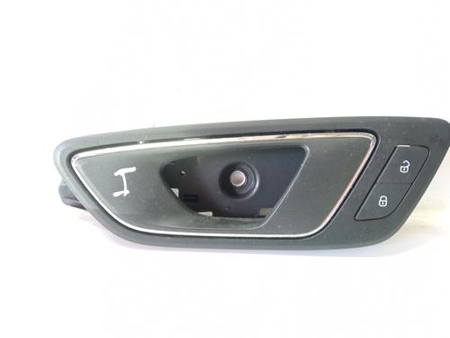 Used Front left interior door handle Front left interior door handle 11360775 11360775