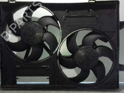 Used Radiator fan Radiator fan 7958162 7958162
