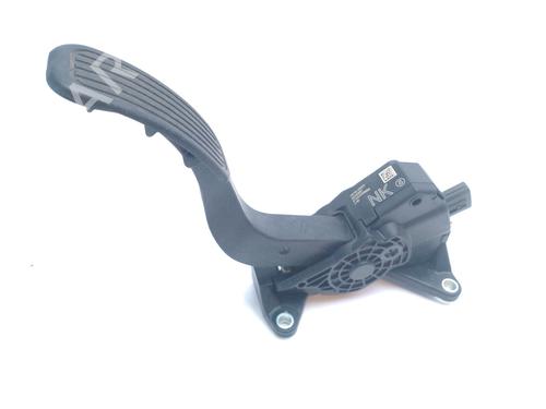 Used Pedal Pedal 16772569 16772569