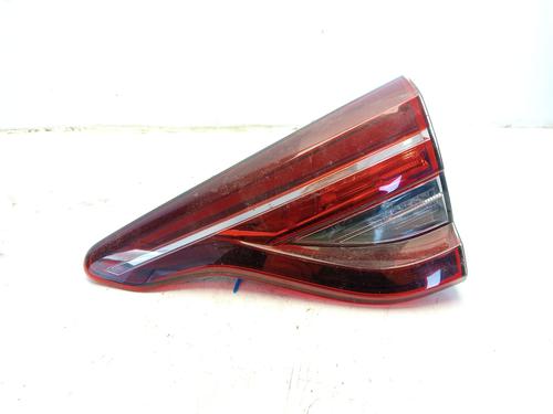 Used Right tailgate light RENAULT CLIO V (B7_) 1.0 TCe 100 (B7MT) (101 hp) 29544961