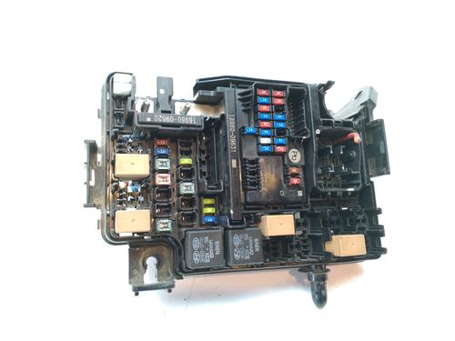 Used Fuse box Fuse box 15003308 15003308