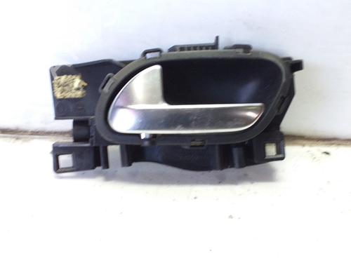 Used Front left interior door handle Front left interior door handle 10174111 10174111