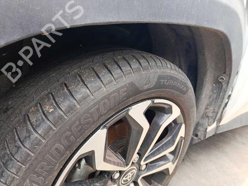 wheel-arch-toyota-yaris-cross-mxp_-2020-37695307 main image