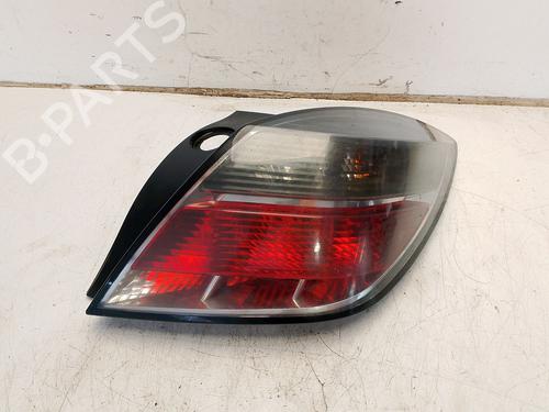 Right taillight OPEL ASTRA H GTC (A04) 1.9 CDTi 16V (L08) | BP37800906C35 - Image 2