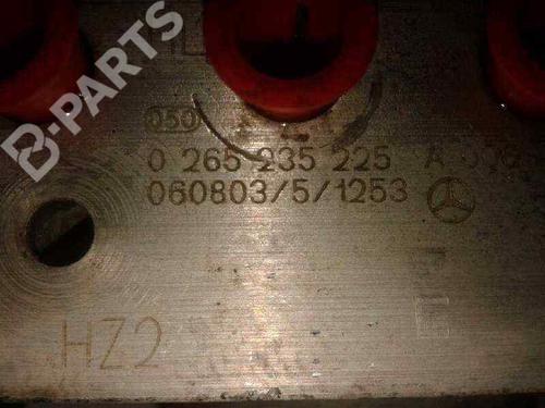 ABS pump MERCEDES-BENZ B-CLASS Sports Tourer (W245) B 200 CDI (245.208) | BP7952204M43 