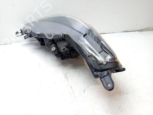 Right headlight TOYOTA YARIS (_P13_)  | BP32289518C29 