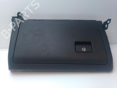 Used Glove box Glove box 21121179 21121179
