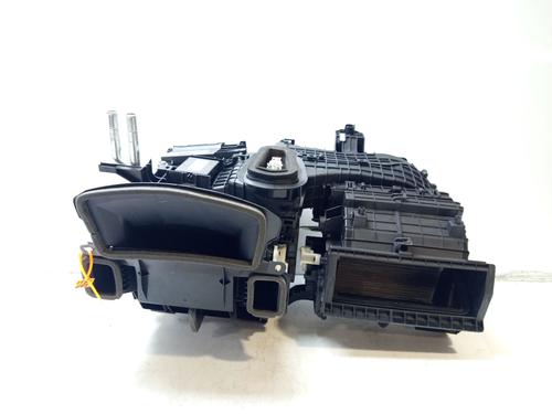 Used Heater matrix box Heater matrix box TOYOTA YARIS CROSS (MXP_) 1.5 Hybrid (MXPJ10) (116 hp) 33626880 33626880