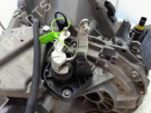Gearbox RENAULT SCÉNIC I MPV (JA0/1_, FA0_) 2.0 16V (JA1B, JA1D, JA0C) | BP30487531M3