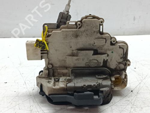 front-left-lock-audi-a3-sportback-8pa-2004-2005-2006-2007-2008-2009-2010-2011-2012-2013-2014-2015-37795781 main image