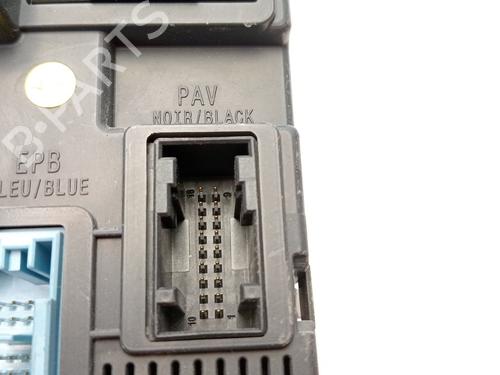 Fuse box PEUGEOT 208 I (CA_, CC_) | BP30871198E1