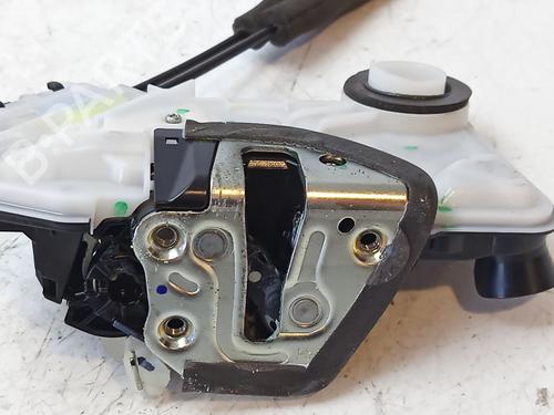 Front right lock TOYOTA COROLLA Estate (_E21_) 1.8 VVTi Hybrid (ZWE219) | BP31190244C97 