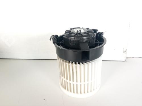 Used Heater blower motor SSANGYONG TIVOLI 1.6 (128 hp) 8817535