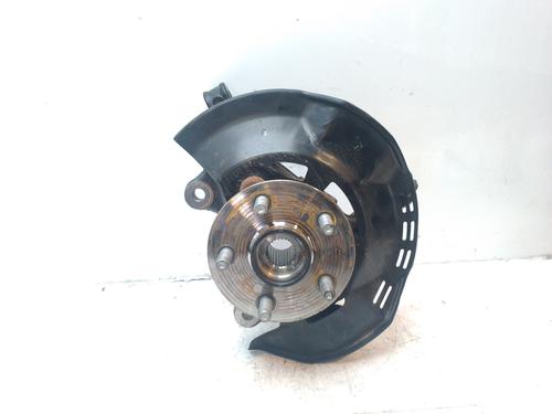 Used Left front steering knuckle TOYOTA YARIS (_P13_) [2010-2020]  19798117