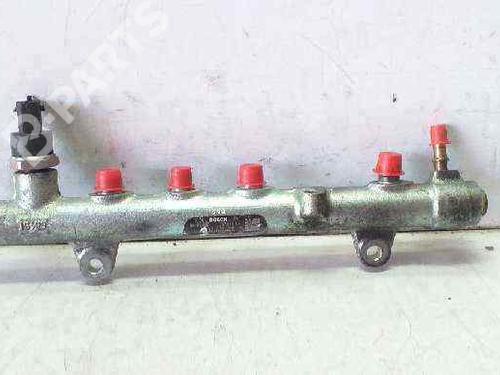 Used Injection rail Injection rail RENAULT LAGUNA II (BG0/1_) [2001-2007] 9624483 9624483