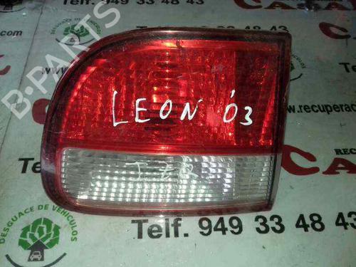 Used Left taillight SEAT LEON (1M1) [1999-2006]  7954544