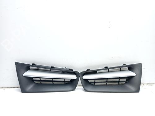 Used Grille RENAULT MEGANE II (BM0/1_, CM0/1_) [2001-2012]  21268922