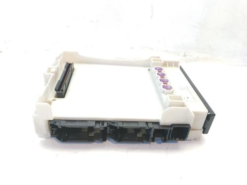 Used Fuse box Fuse box 10395521 10395521