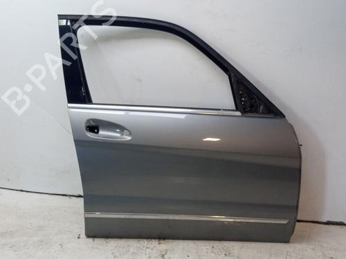 Used Right front door MERCEDES-BENZ GLK-CLASS (X204) [2008-2015]  31176696