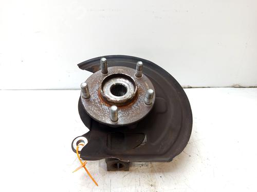 Used Left front steering knuckle Left front steering knuckle NISSAN JUKE (F15) 1.6 (94 hp) 33614220 33614220