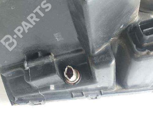 Left headlight KIA SORENTO I (JC) 2.5 CRDi 4WD | BP7959993C28 