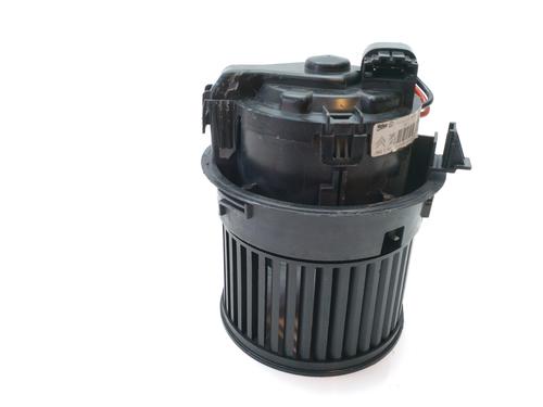 Heater blower motor PEUGEOT 208 I (CA_, CC_) 1.2 VTI 82 | BP16191892M62 