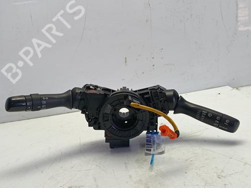 Used Switch Switch TOYOTA YARIS (_P9_) 1.3 VVT-i (SCP90_, SCP90R) (87 hp) 33468428 33468428