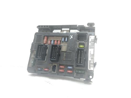 Used Fuse box Fuse box 18882966 18882966