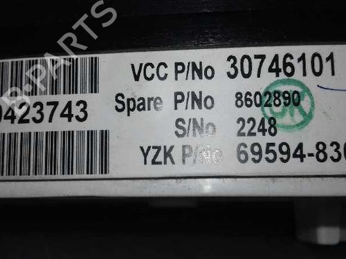 Used Instrument cluster VOLVO XC90 I (275) D5 AWD (200 hp) 10276366