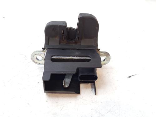 Used Tailgate lock VW GOLF V (1K1) 1.9 TDI (105 hp) 30755148