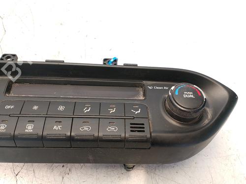 Climate control KIA CARENS III MPV (UN) 1.6 CRDi 128 | BP37793205I5 - Image 9