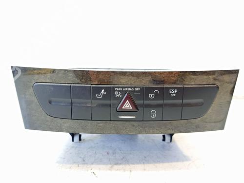 Used Switch MERCEDES-BENZ E-CLASS (W211) E 280 CDI (211.020) (190 hp) 30622003